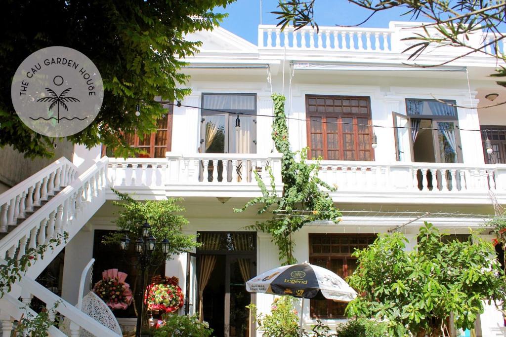 Hue House | The Cau Garden House