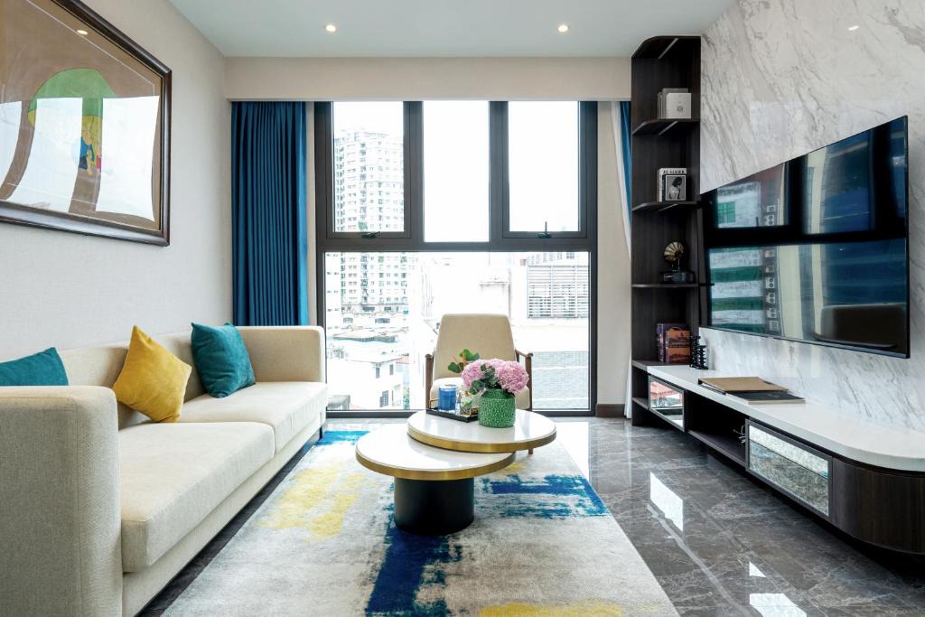 Lang Ha Apartment | The Gloria Serviced Apartment by Silk Path