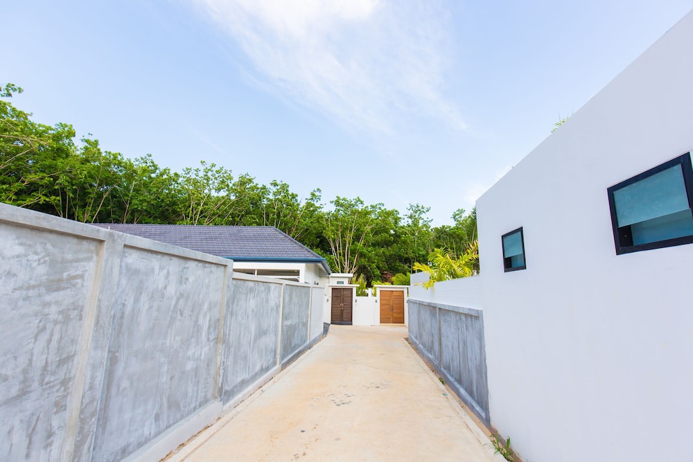 Rawai Hotel | The Nest Villa Phuket