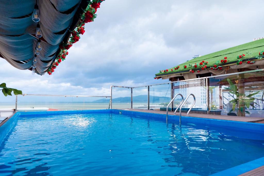 Vinh Hai Hotel | The Nha Trang Business Hotel