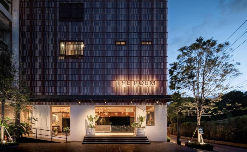 Mae Pim Hotel | The Poem Hotel