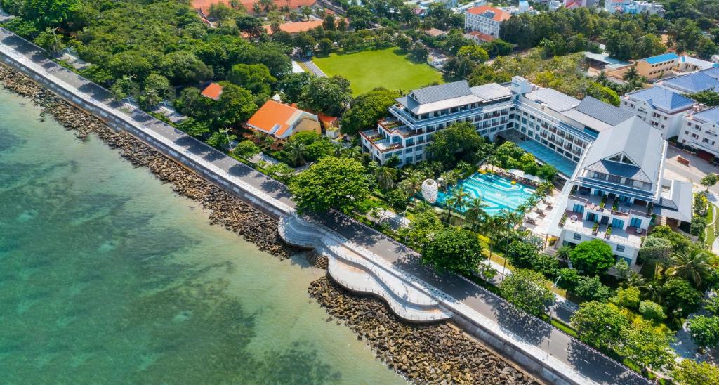 Con Son Hotel | The Secret Con Dao