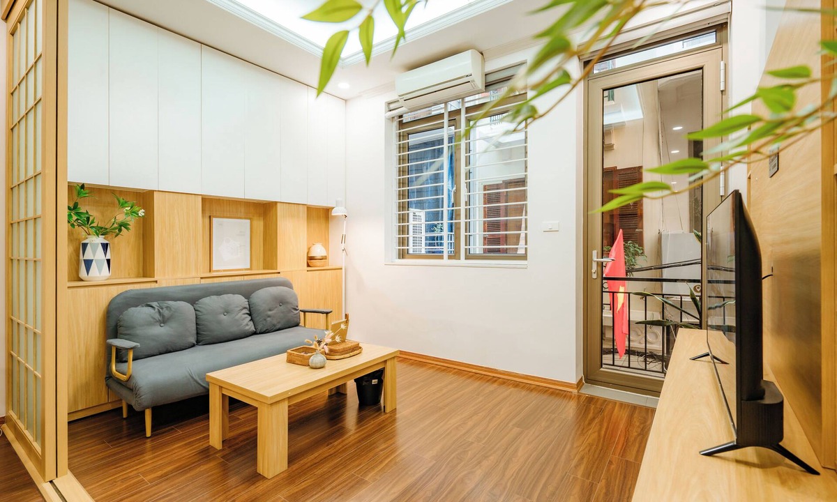Cong Vi Apartment | The Setai Apartments Linh Lang by XÔI Residences