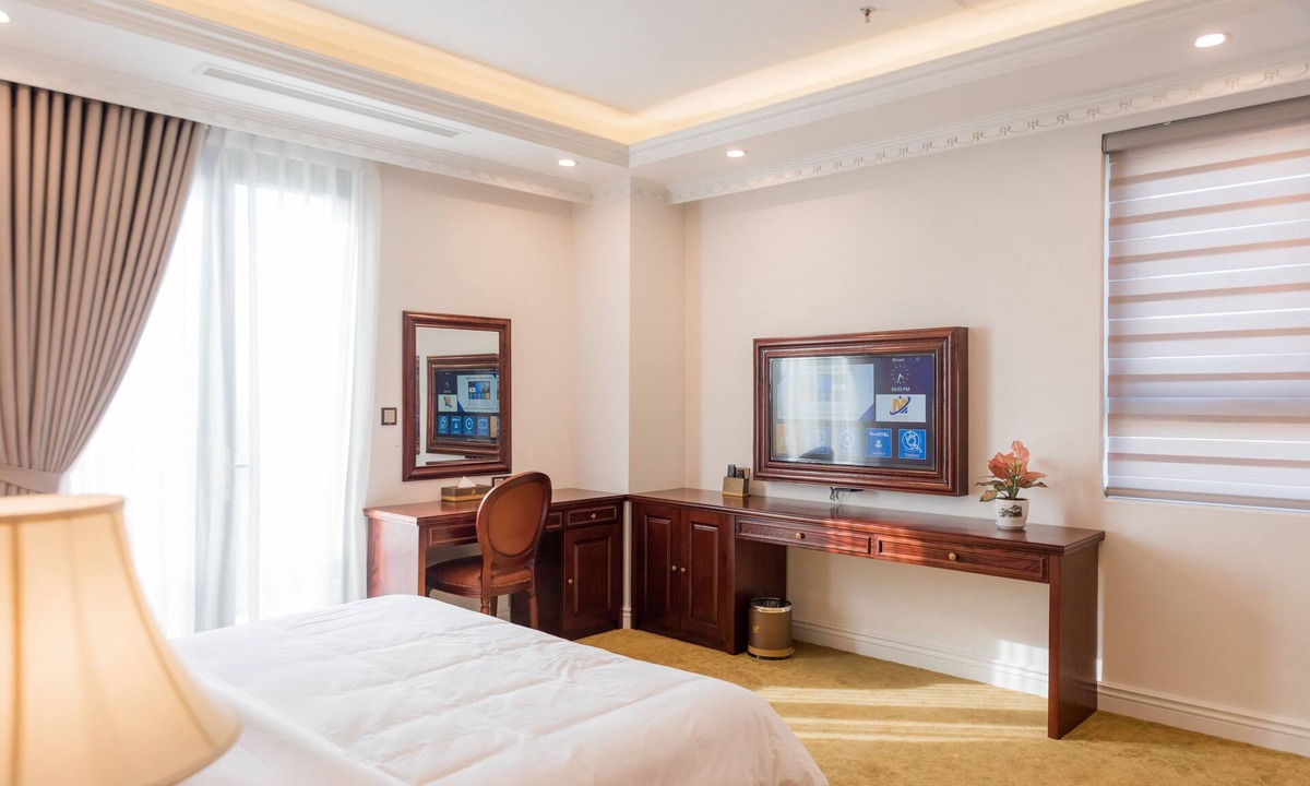 Ngo Quyen Hotel | The Shine Hotel