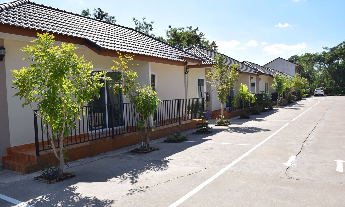 Ban Chan Hotel | The Wish Residence