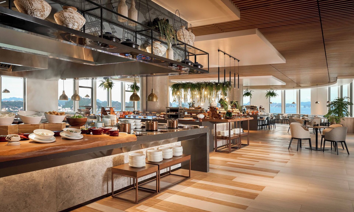 Bai Chay Hotel | The Yacht Hotel by DC