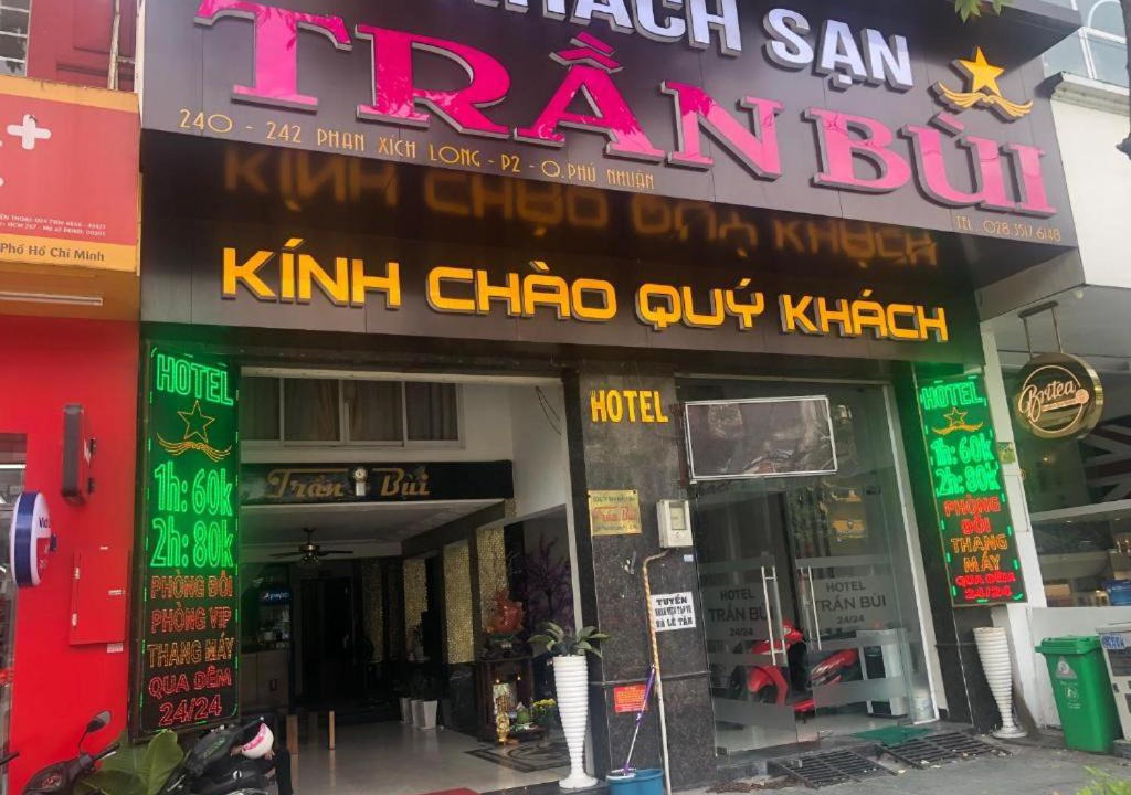 Phu Nhuan Apartment | Tran Bui Hotel 240-242 Phan Xích Long, Q Phú Nhuận - by Bay Luxury
