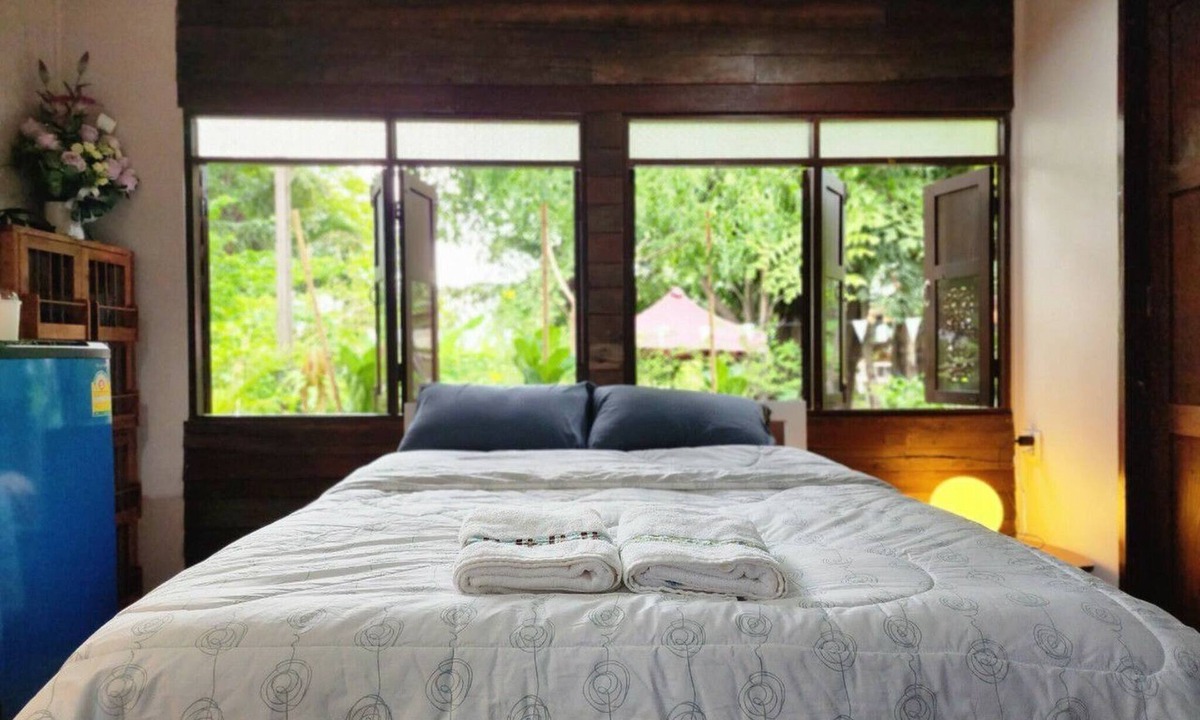 Bang Bo House | Tranquility living in the garden ,20km from airport