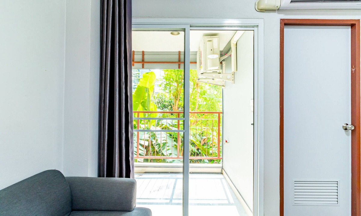Chom Thong Hotel | Tree Place by Zuzu