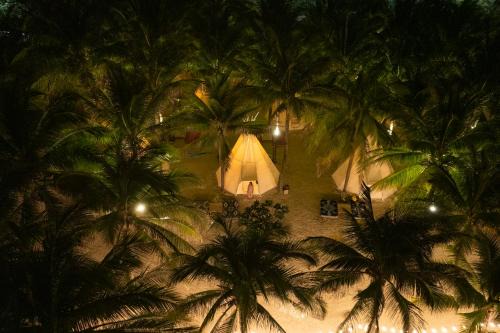 Suoi Nuoc Beach Other | Tropical eglamping Mũi Né