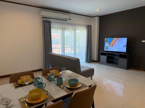 Central Pattaya Apartment | Two-Bedroom Central Pattaya Apartment