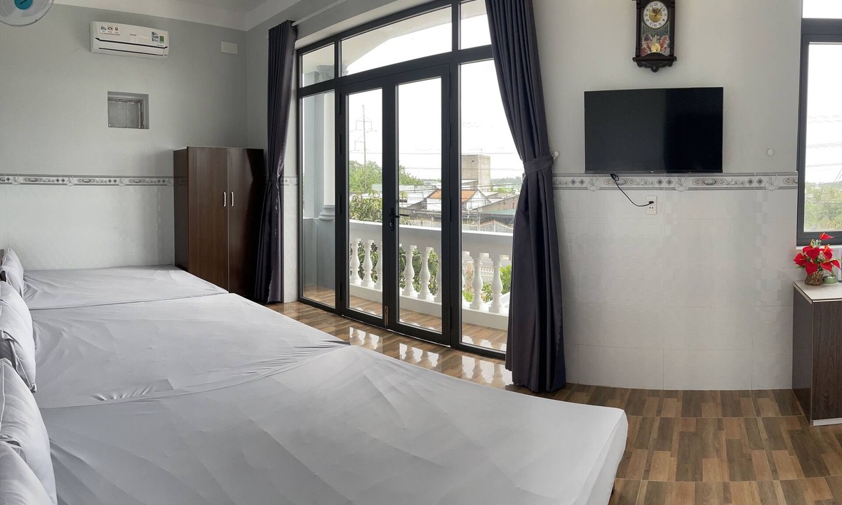 Go Cong Tay Hotel | Vân Anh Hotel