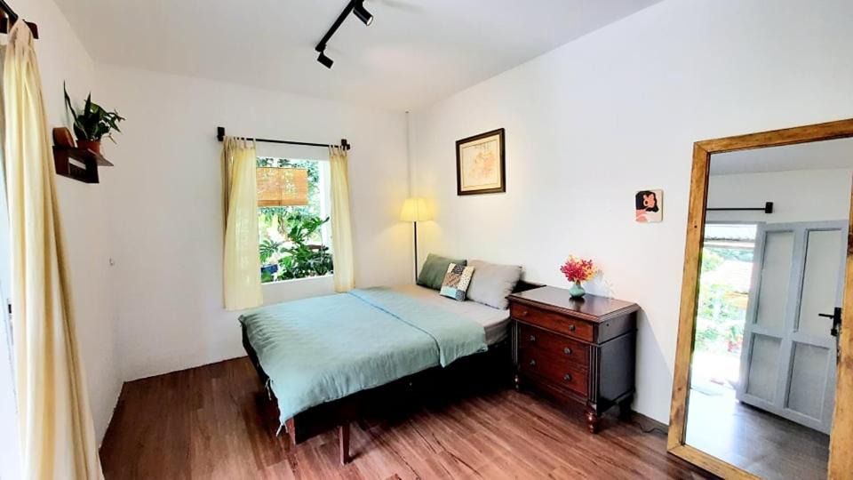 Cu Chi House | Vườn Nhà Ngoại Garden Homestay