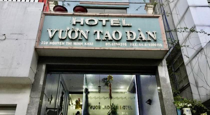 Phuong 6 Apartment | Vườn Tao Đàn Hotel - 220 Đ. Nguyễn Thị Minh Khai, Quận 3 - by Bay Luxury