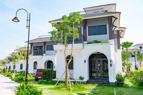 Van Don Villa | V2B02Villa - Sonasea Vân Đồn
