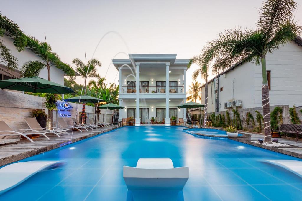 Ba Keo Resort | Villa Caribe