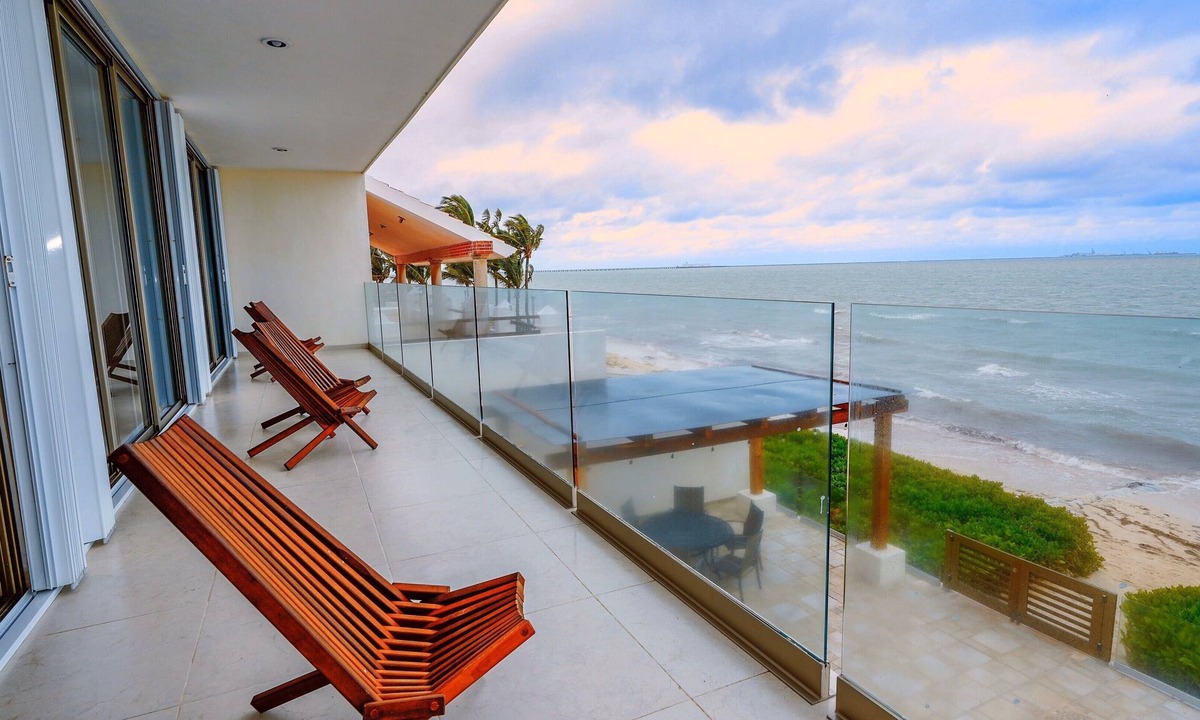 Merida Villa | Villa Coral Ocean Front Progreso Yucatan