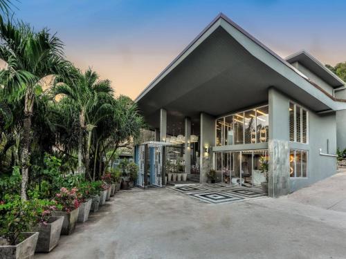 Chalong Resort | Villa Sonata Phuket