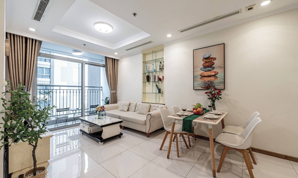 Hang Xanh Apartment | Vinhomes Central Park Apartment by Hava