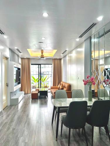 Thanh Xuan Apartment | Viola Imperia Apart Charming Luxury 2Brs SwimPool