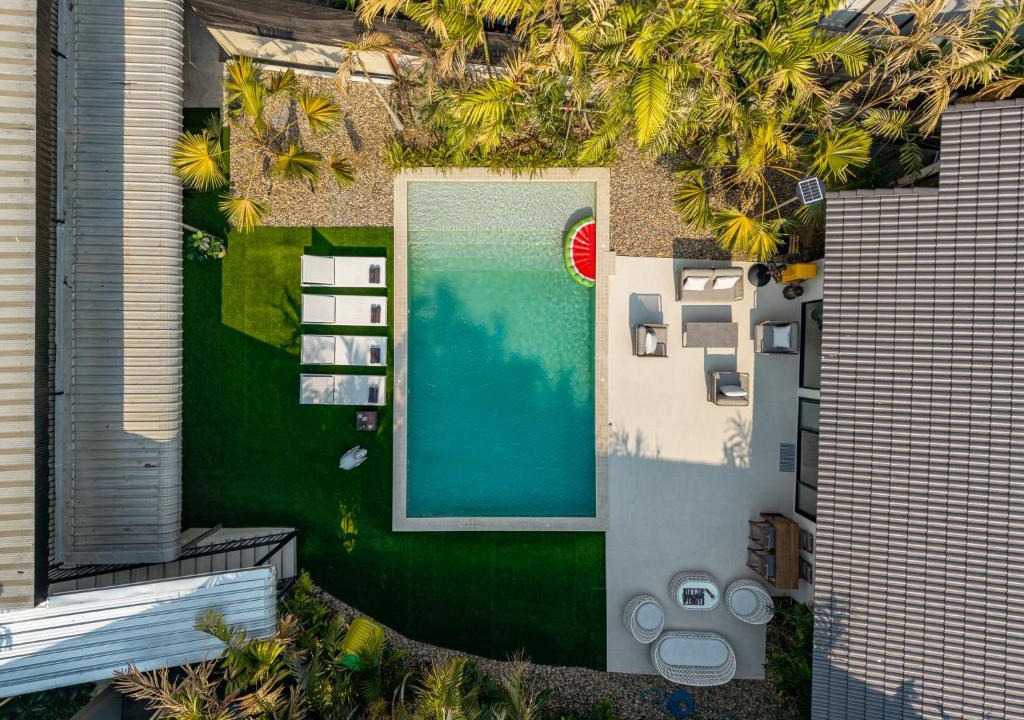 Old City Villa | VORA RETREAT- 8 bedrooms I Old City I Daily Maid