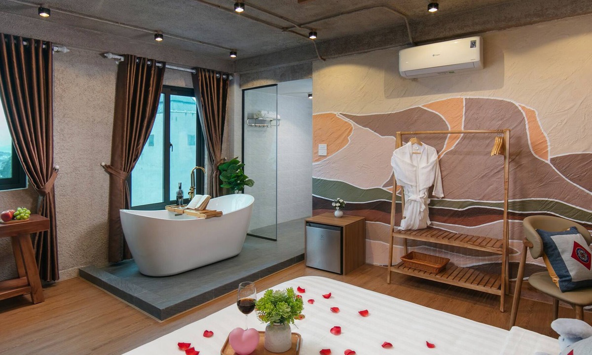 Truc Bach Hostel | Wanderlust Station Hostel
