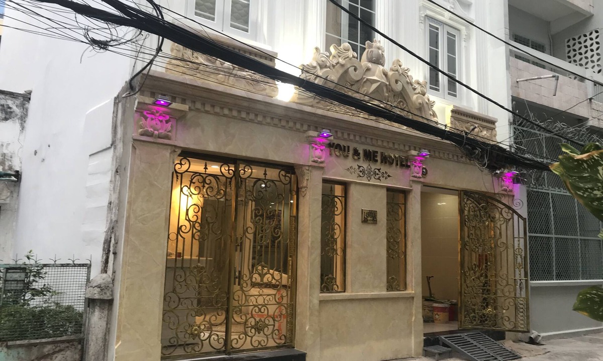Bui Thi Xuan Hotel | Welcome to hotel you and me, you pick the right one to explore