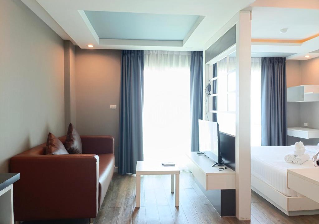 Noen Phra Hotel | Wisdom Hotel & Residence