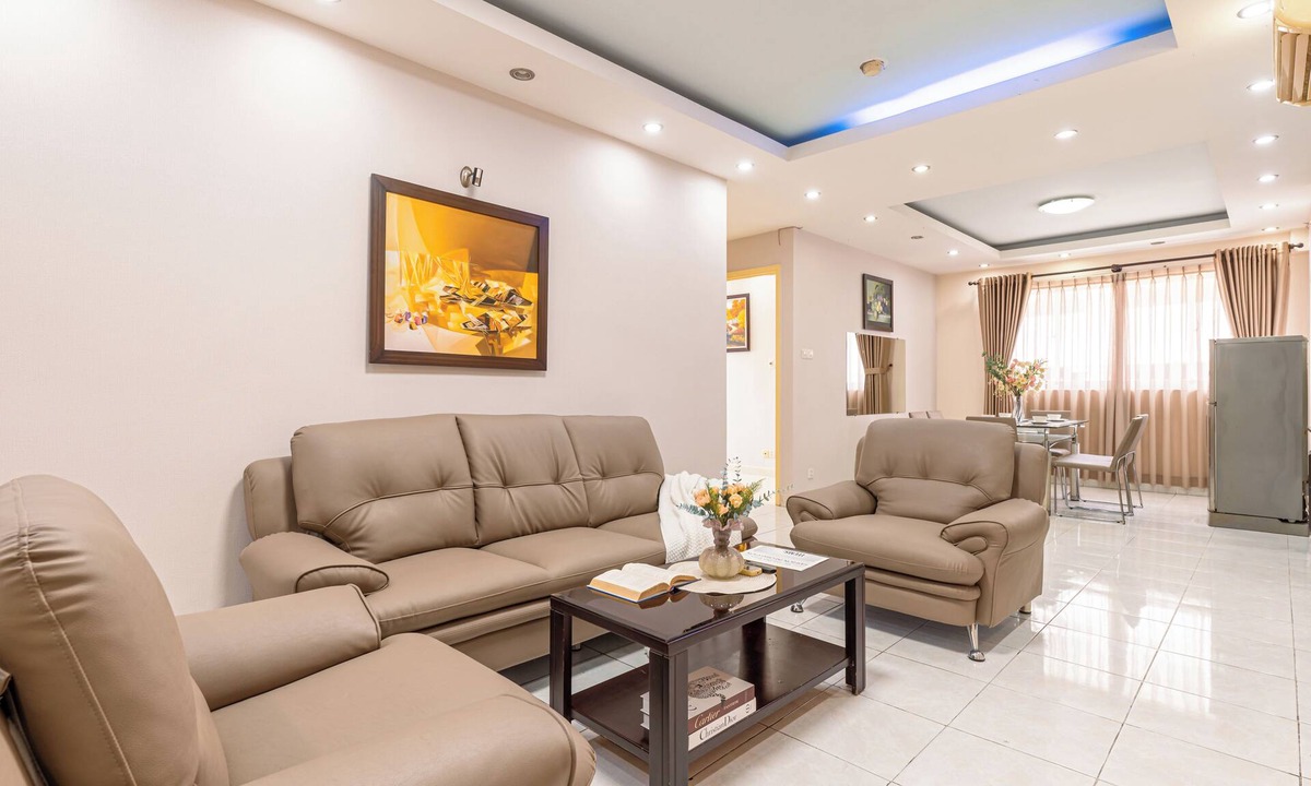 Bach Dang Riverside Apartment | Your Summer Home in District 1, Bright 2BR Apartment,Prime location