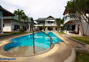 1 bedroom Yanui house near Yanui beach by PLH Phuket in Rawai