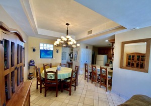 97 m² Condo ∙ 1 bedroom ∙ 4 guests in Sandy Beach