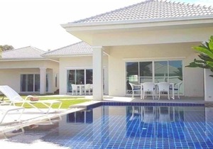 Hua Hin 4 Bedroom Pool (L27) in Hua Hin