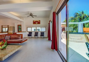 Ocean view penthouse in Playa del Carmen