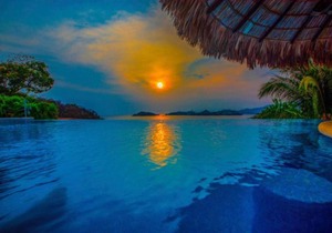 Villa Las Brisas 7 BR, amazing views & staff included in Acapulco