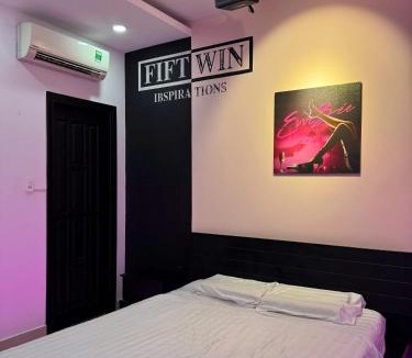 District 9 Hotel | Đào Hoa Hotel