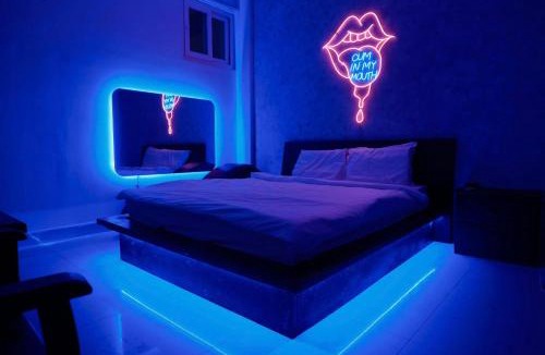 District 9 House | Đào Hoa Love Hotel Sài Gòn