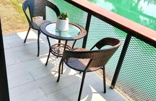 Chai Nat Hotel | ที่หลับ ที่นอน place to sleep