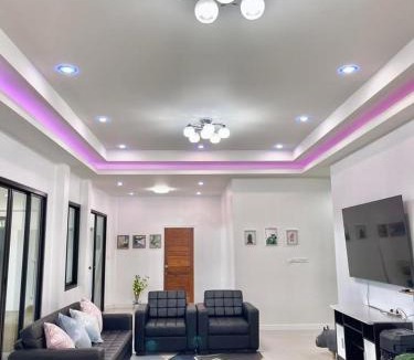 Chumphon House | บ้านพักพูลวิลล่า ชุมพร