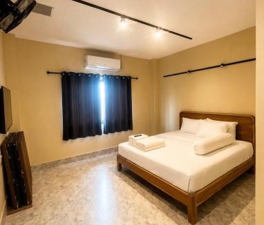 Chumphon Villa | บ้านสวนริมน้ำยางยวนโฮมสเตย์ พูลวิลล่า