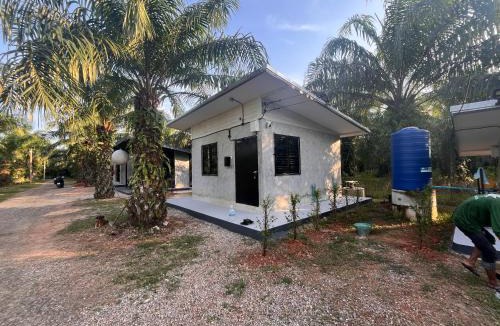 Chumphon House | บ้านสวนริมน้ำยางยวน 1