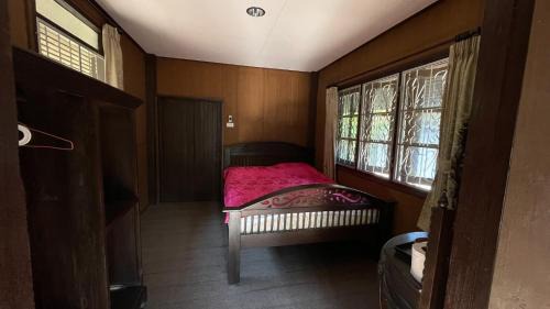 Saraphi House | ปาริฉัตร โฮมสเตย์ parichat homestay