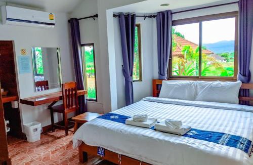 Tha Wang Pha Hotel | วังผา ชาเล่ต์ รีสอร์ท