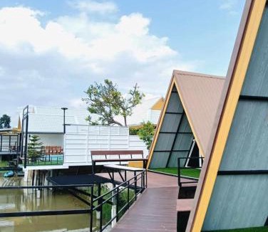 Na Chueak Hotel | อินาคา พูลวิลล่า มหาสารคาม