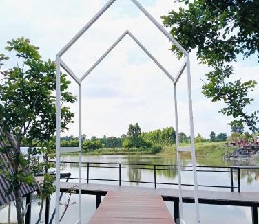 Na Chueak Hotel | อินาคา พูลวิลล่า มหาสารคาม