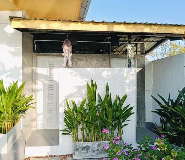 Na Chueak Villa | อินาคา พูลวิลล่า มหาสารคาม