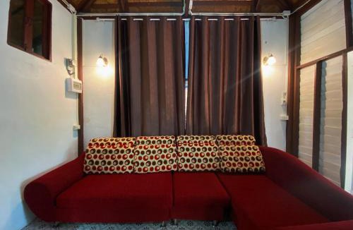 Khlong Luang House | เรือนเงินตรา