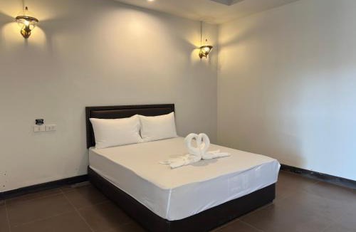 Phan Thong Hotel | โรงแรมทูมอร์โรว์แลนด์ อมตะนคร