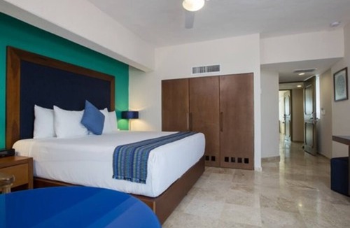 North Hotel Zone Resort | 1 bedroom sleeps 4 at Crown Paradise Golden, Puerto Vallarta