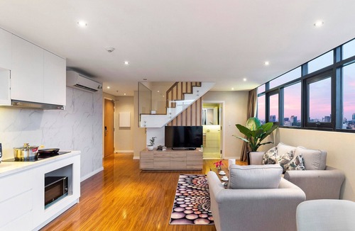 Bach Dang Riverside Apartment | 19.11 Galaxy Penthouse with fascinating city view