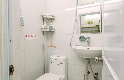 Trang Tien Hostel | 1970s Vintage Old Quarter, Hoan Kiem Lake, Shared Bathroom